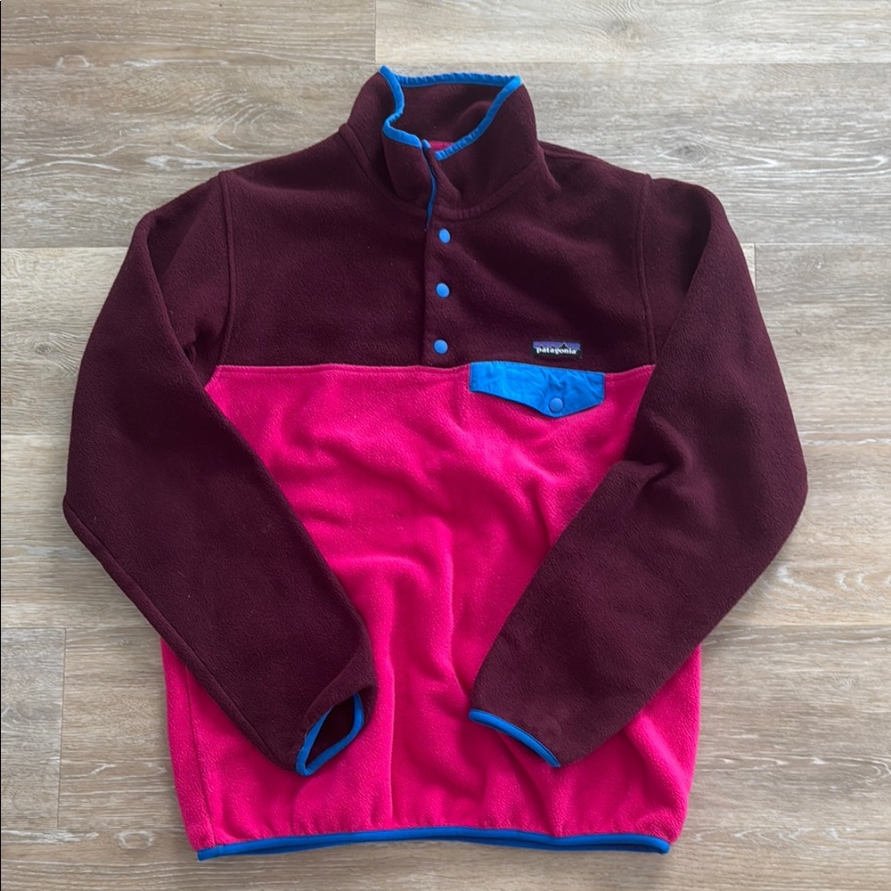Patagonia Pink and Burgundy Fleece Pullover